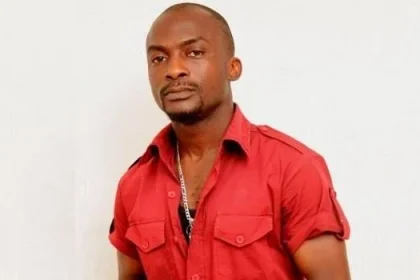 VIDEO: Veteran Yoruba music rapper Lord of Ajasa becomes US citizen